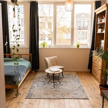 Cozy Studioflat Near The * Antwerp